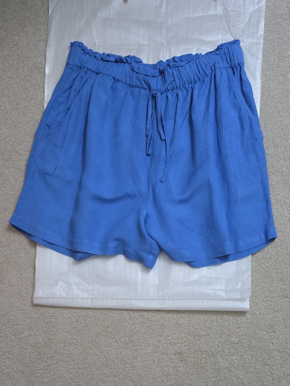 Light Blue Women's Pull-On Relaxed Shorts